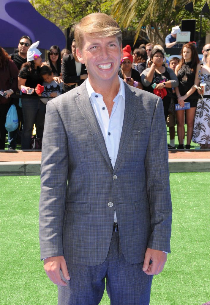 Jack McBrayer Arrives at the Smurfs: The Lost Village Premiere in Los Angeles-2