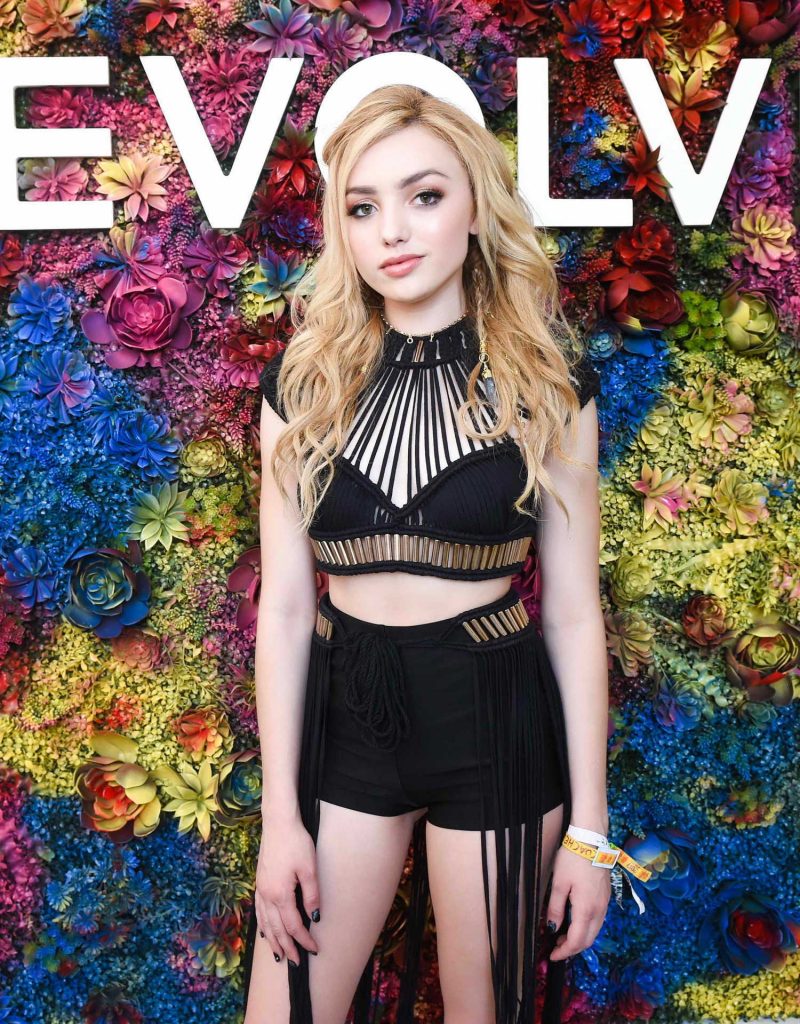 Peyton List Attends the REVOLVE Desert House During the Coachella Valley Music and Arts Festival in Palm Springs-3