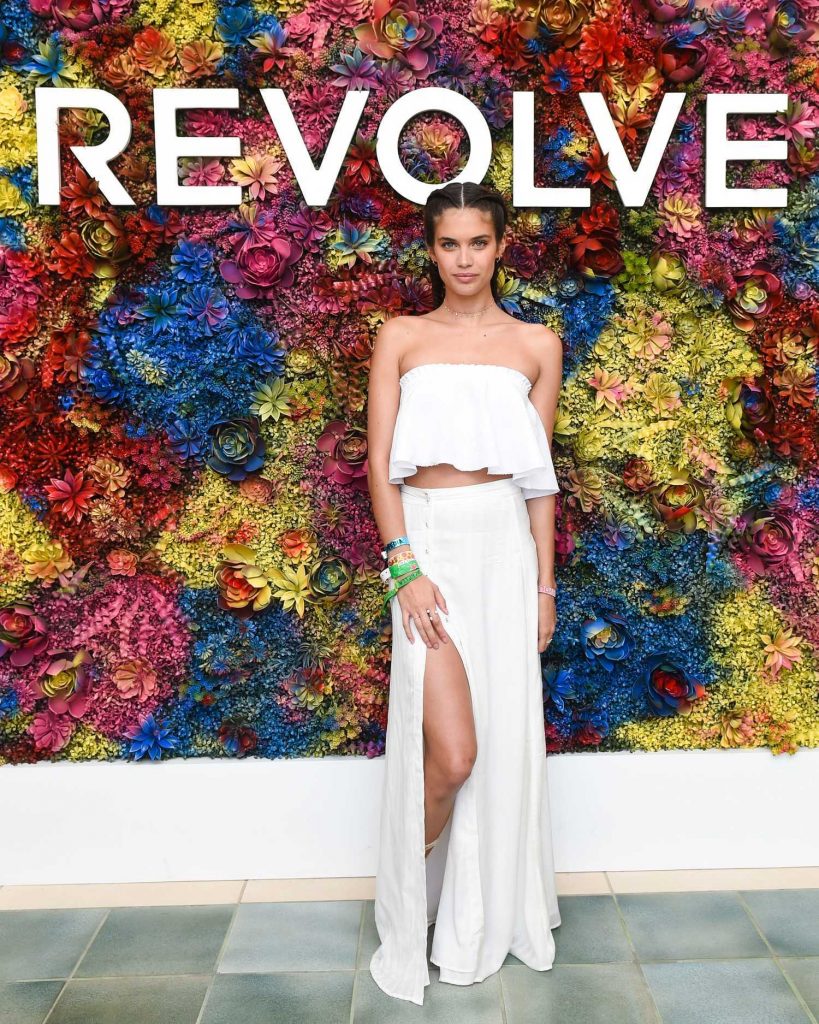 Sara Sampaio Attends the REVOLVE Desert House During the Coachella Valley Music and Arts Festival in Palm Springs-2