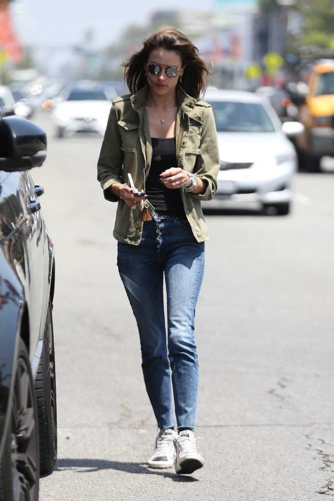 Alessandra Ambrosio Was Seen Out in West Hollywood-3