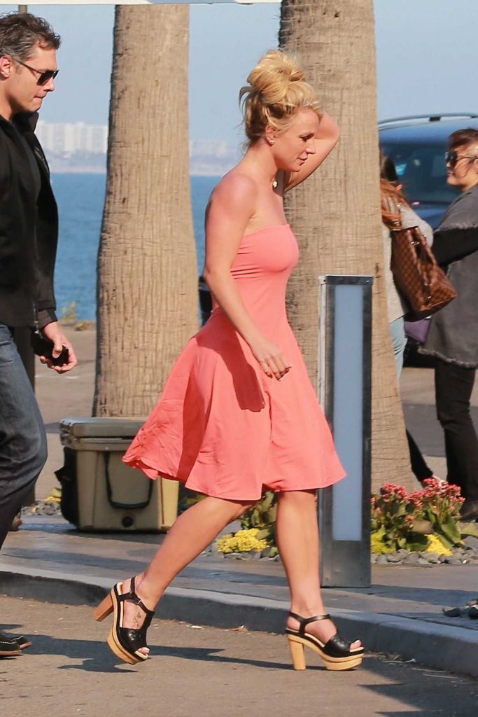 Britney Spears Out for a Lunch During the Memorial Day Weekend in Malibu-1