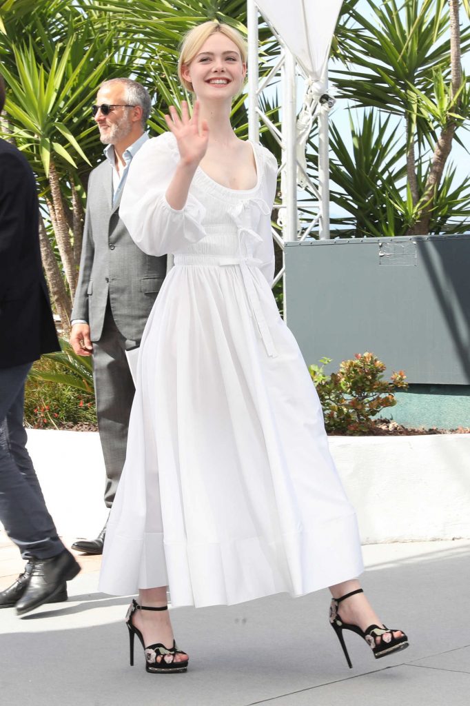 Elle Fanning at The Beguiled Photocall During the 70th Annual Cannes Film Festival in France-3
