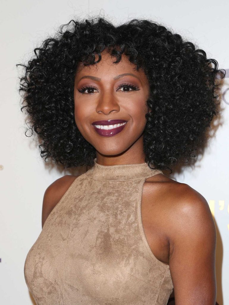 Gabrielle Dennis at the Women's Choice Awards in Los Angeles-2