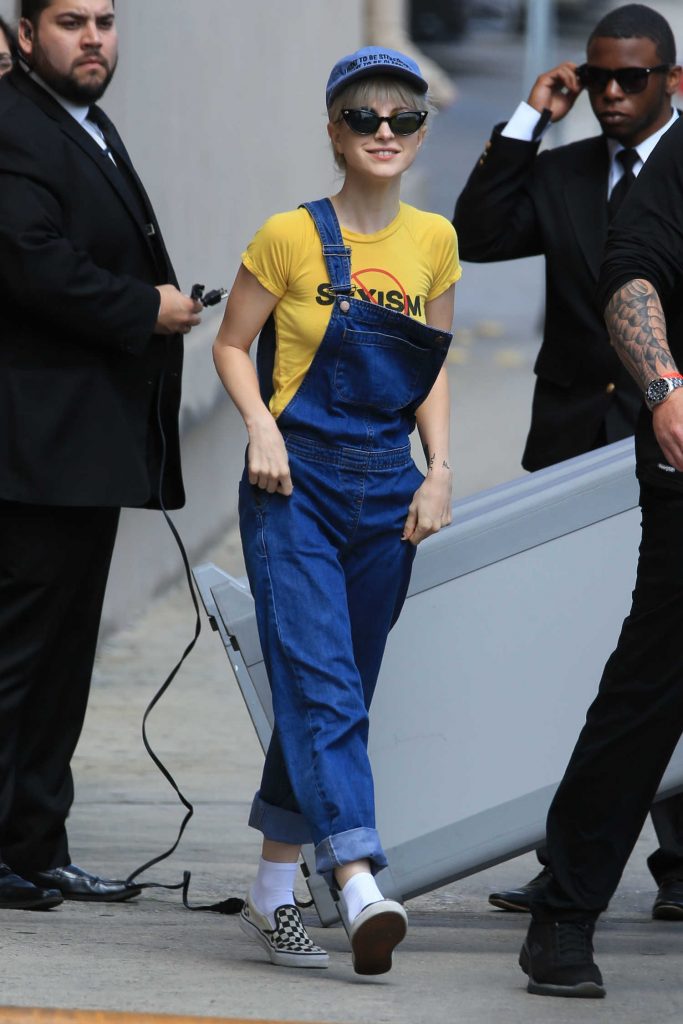 Hayley Williams Arrives at Jimmy Kimmel Live in Hollywood-1
