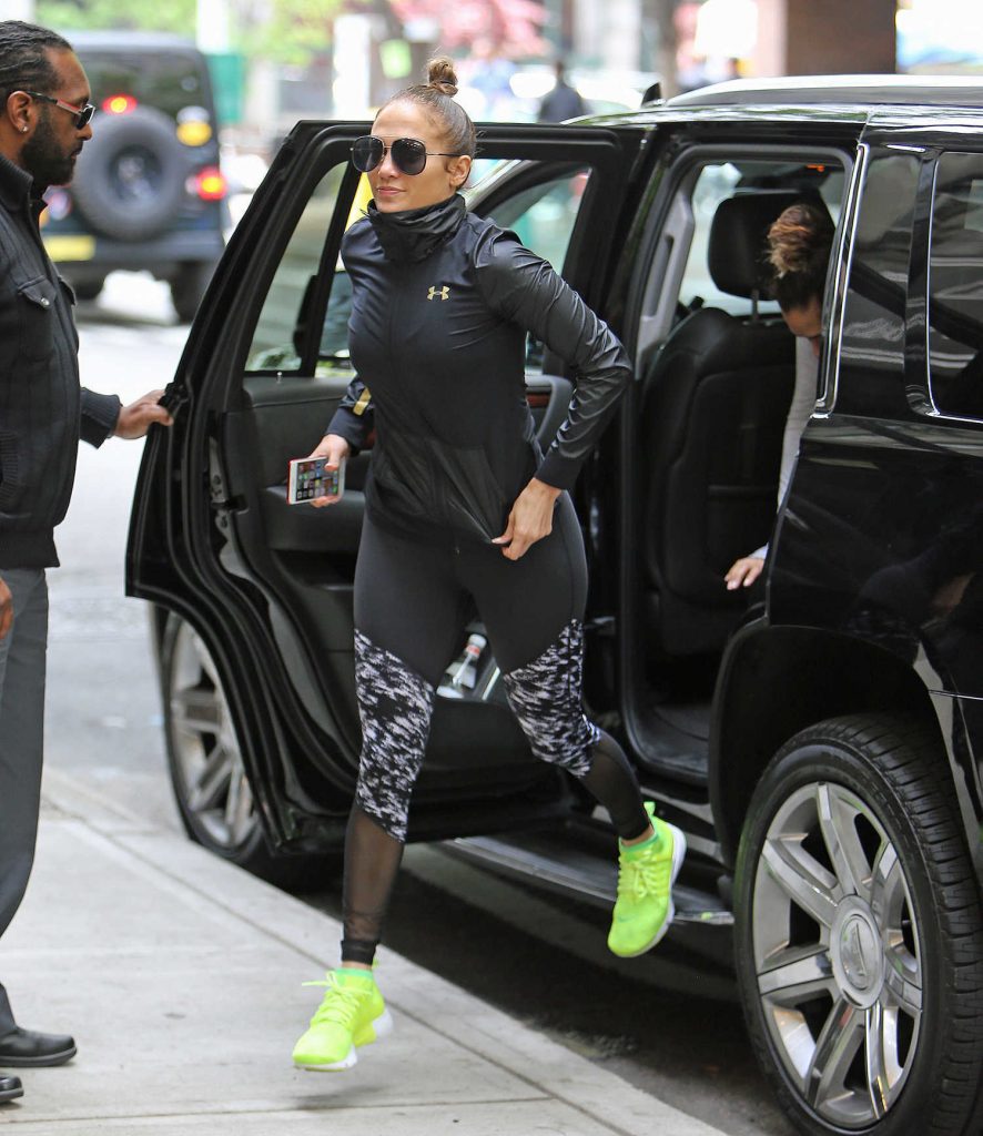 Jennifer Lopez Heads to the Gym in New York-1