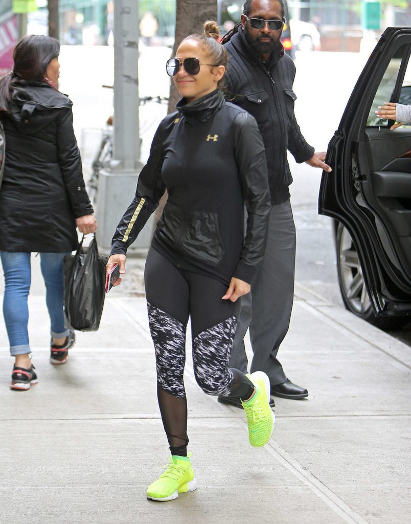 Jennifer Lopez Heads to the Gym in New York-4