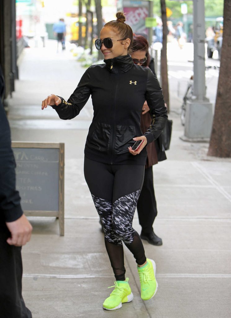 Jennifer Lopez Heads to the Gym in New York-5