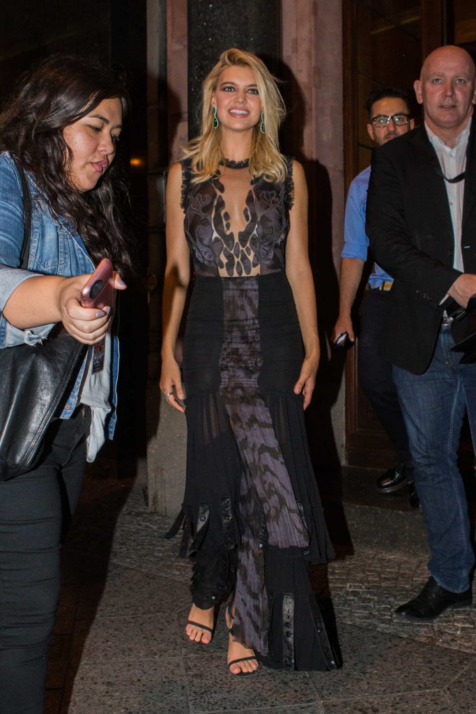 Kelly Rohrbach Leaves the Borchardt Restaurant in Berlin-2