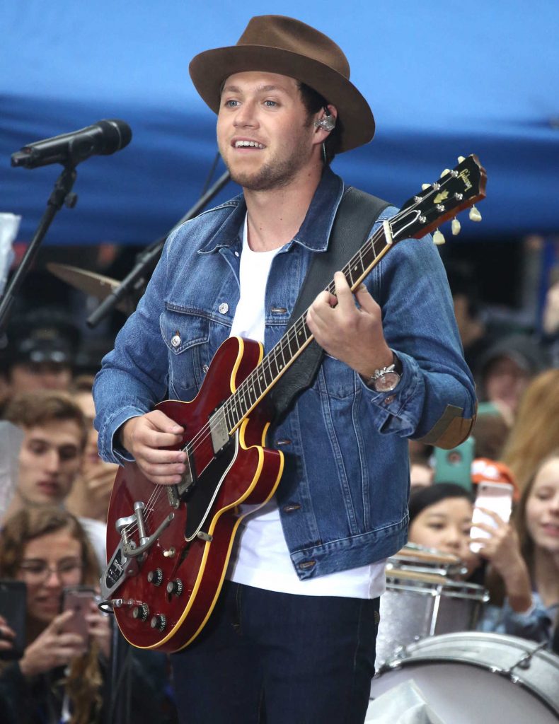 Niall Horan Performs on Today Show in New York City-1
