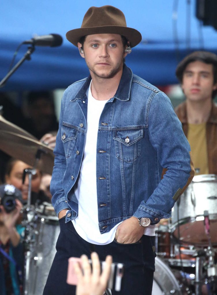 Niall Horan Performs on Today Show in New York City-2
