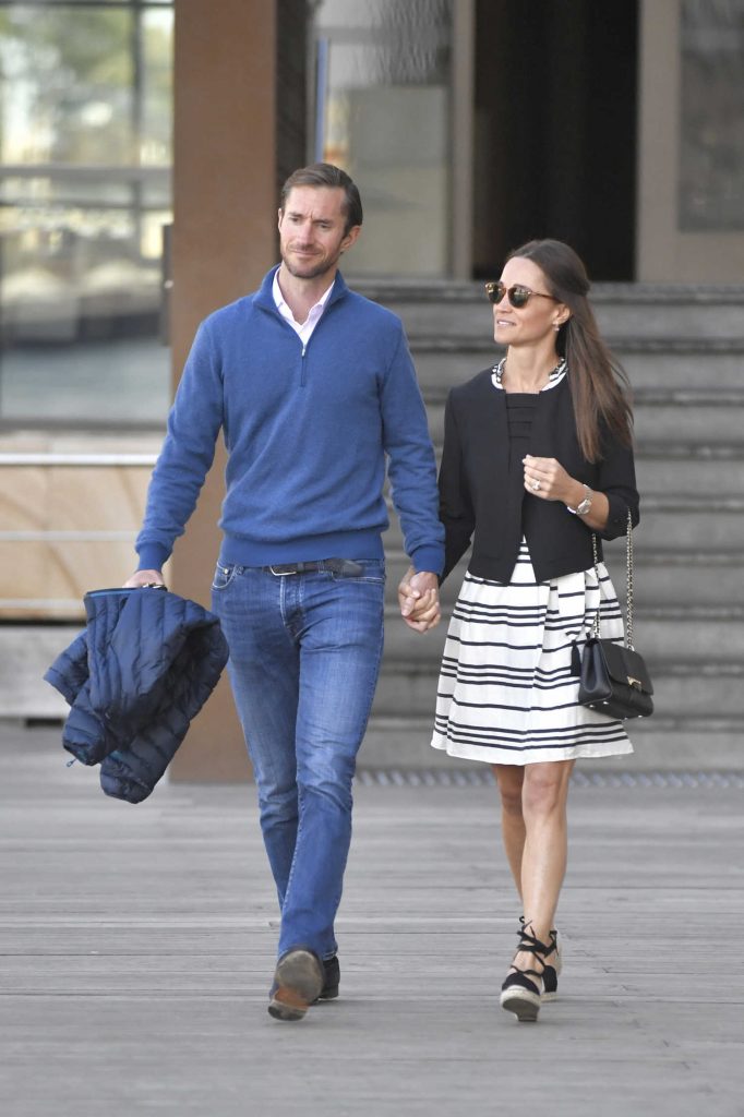 Pippa Middleton Was Seen Out in Sydney-2
