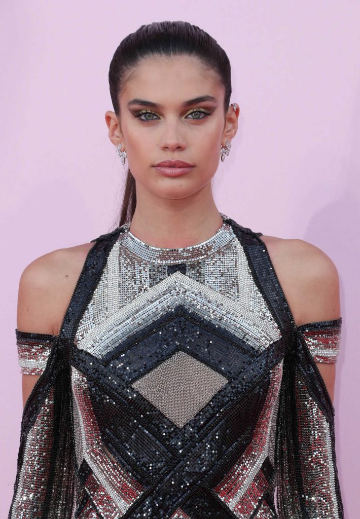 Sara Sampaio at the Fashion for Relief During the 70th Annual Cannes Film Festival-5