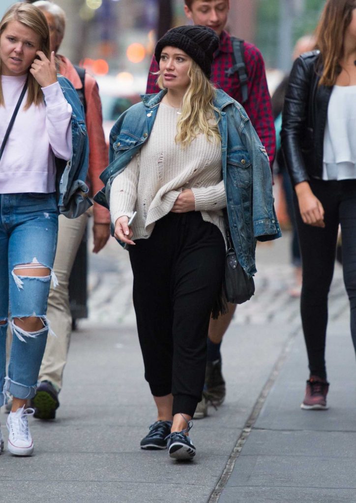 Hilary Duff Was Seen With a Friend in New York City-2