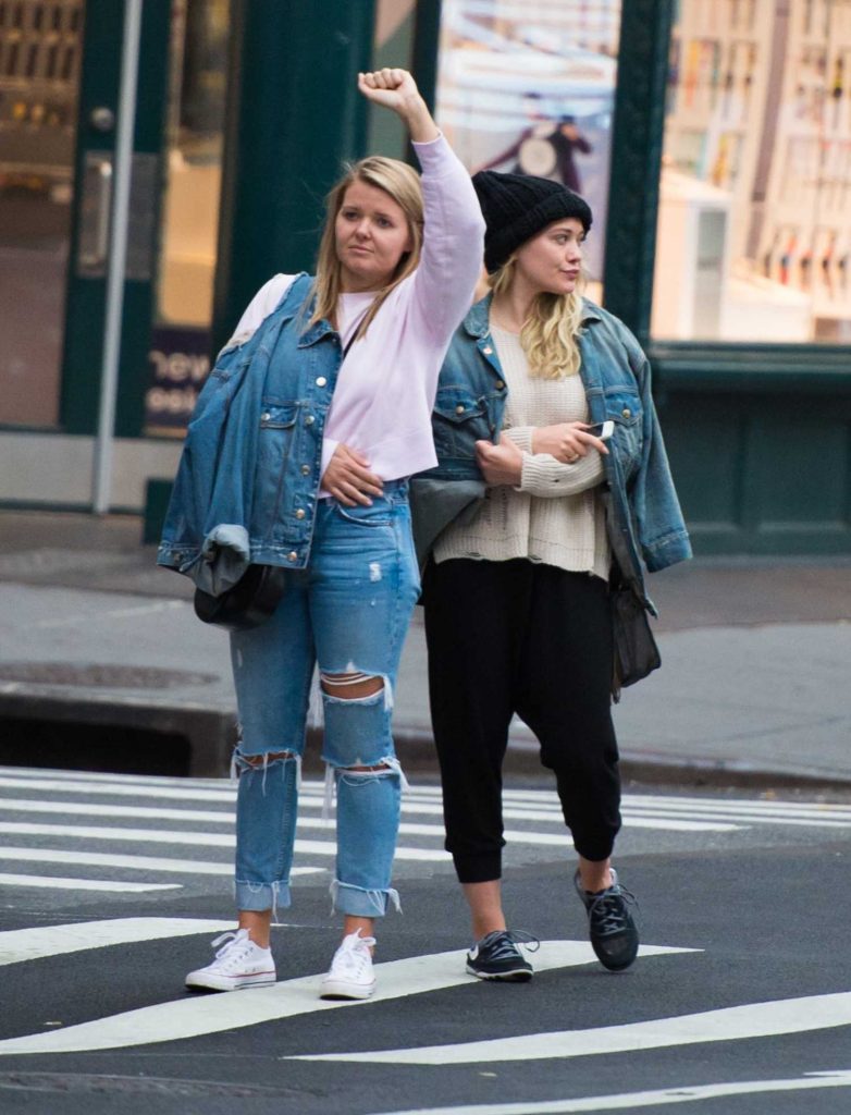 Hilary Duff Was Seen With a Friend in New York City-4