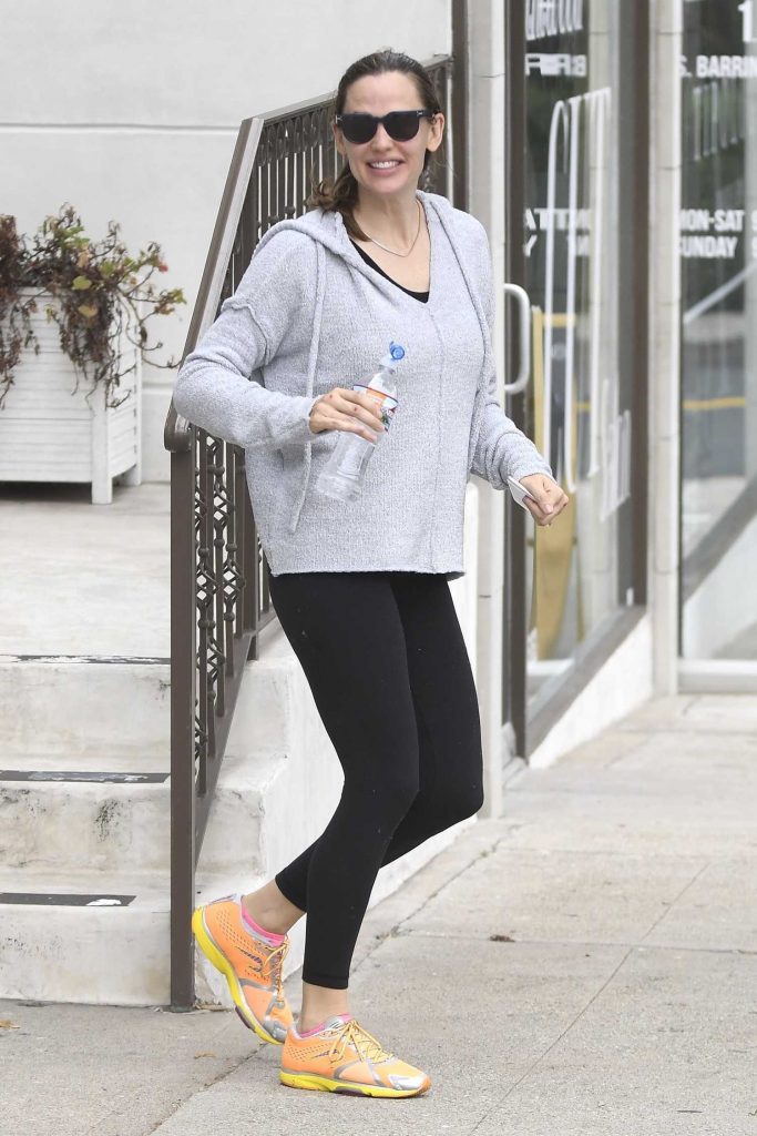 Jennifer Garner Leaves the Gym in Brentwood-3