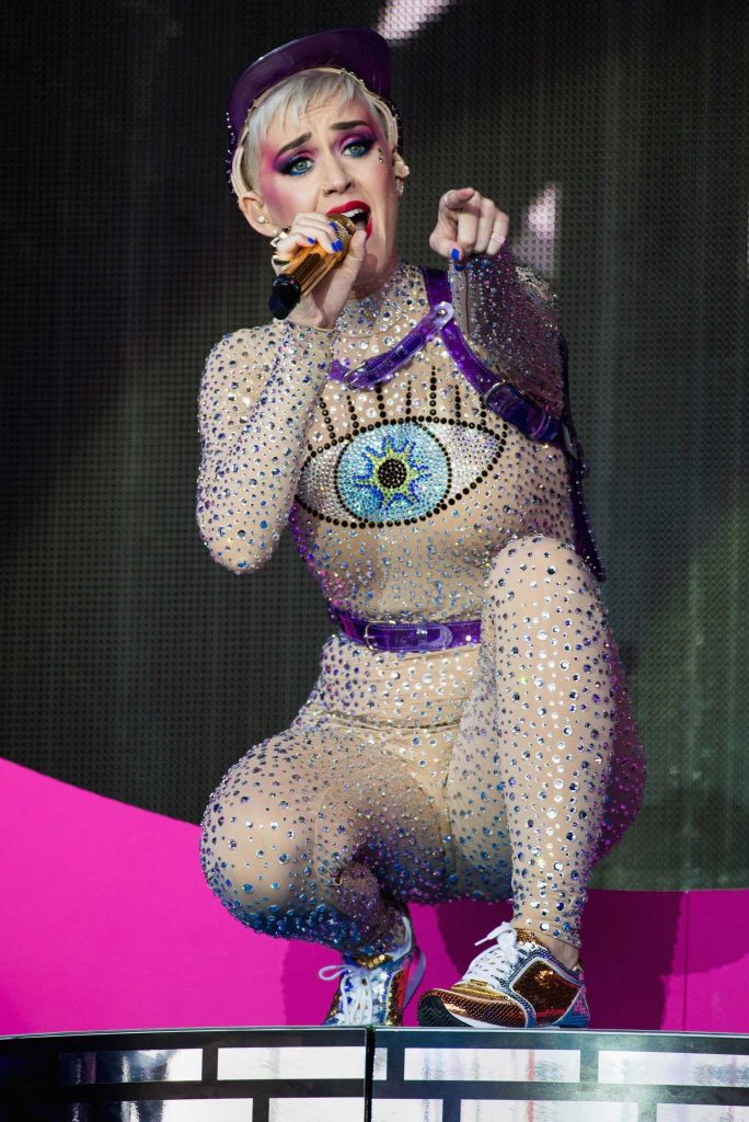 Katy Perry Performs at Glastonbury Music Festival at Worthy Farm in Mendip-4