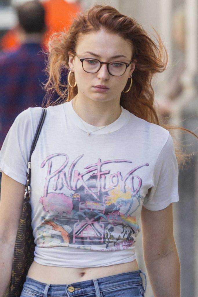 Sophie Turner Was Seen Out in Montreal-4