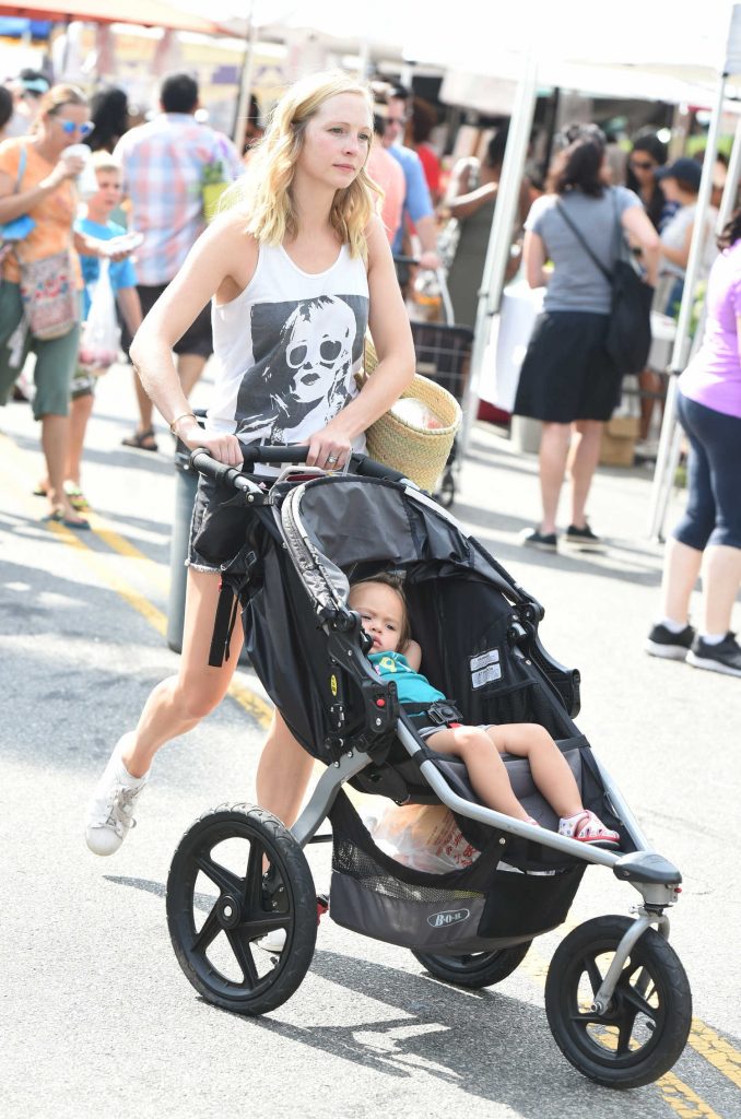 Candice King Was Seen at the Farmers Market in Los Angeles-3
