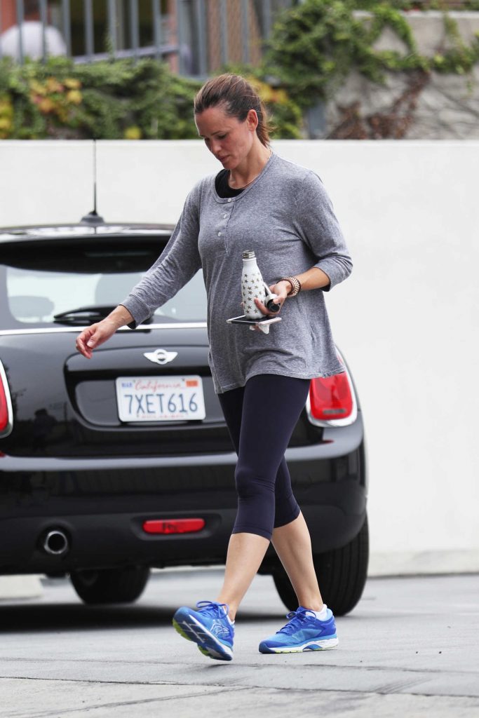 Jennifer Garner Was Seen Out in LA-4