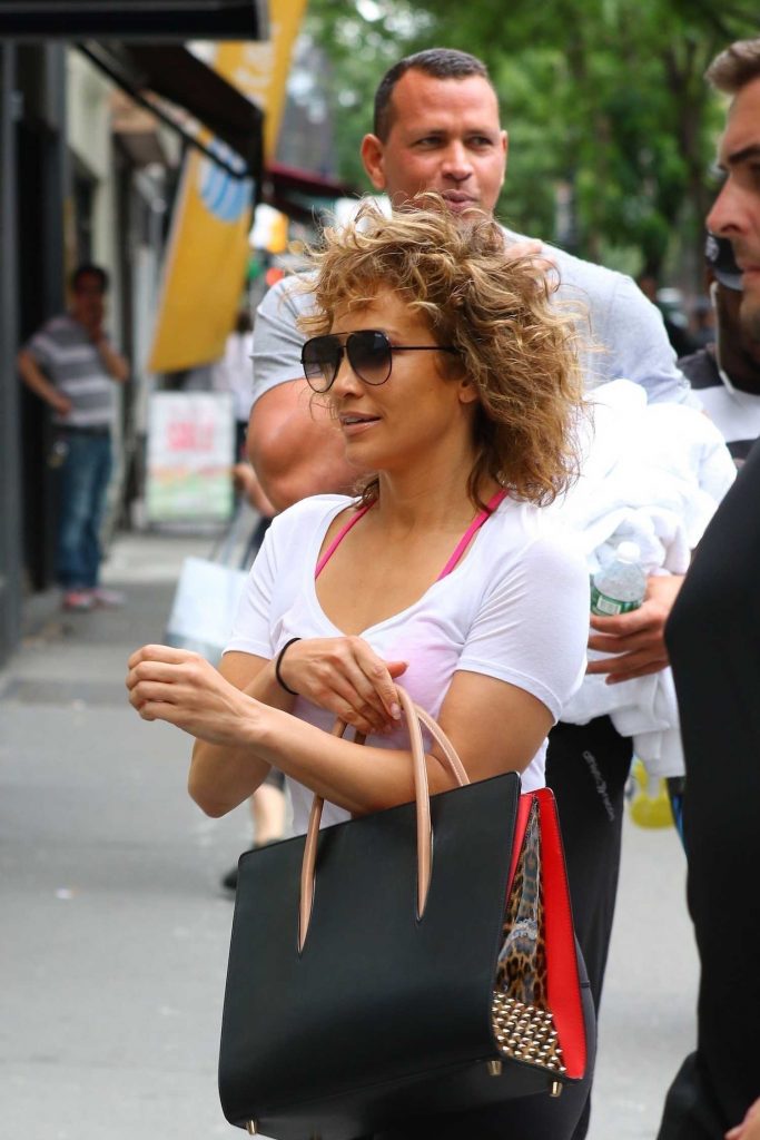 Jennifer Lopez and And Alex Rodriguez Get in a Gym Session in New York-2