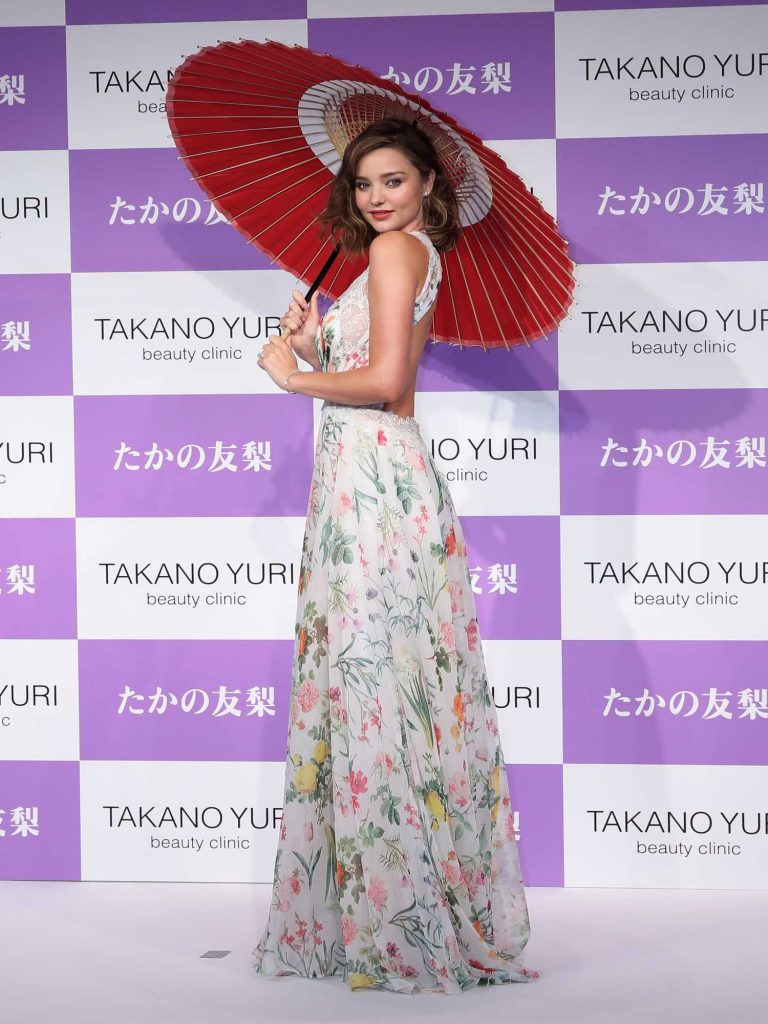 Miranda Kerr Promotes Takano Yuri Beauty Clinic in Tokyo-2