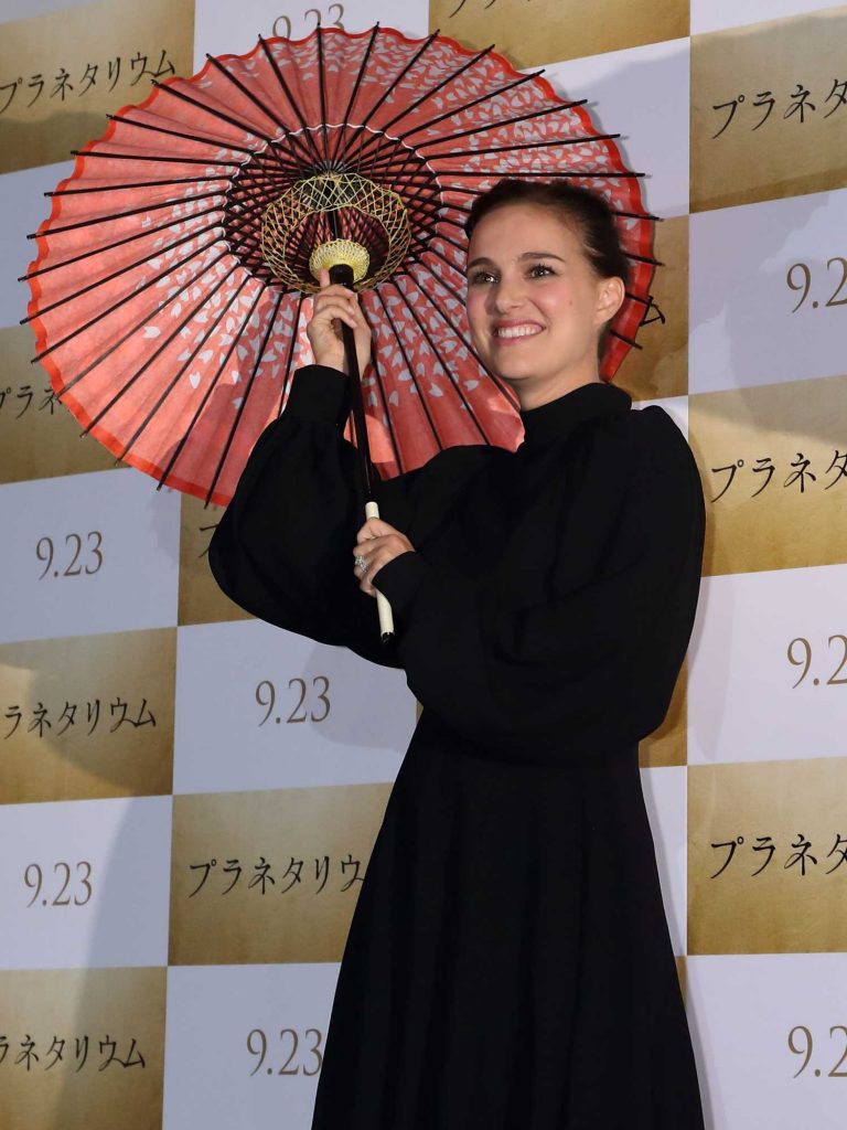 Natalie Portman Attends the Planetarium Japan Premiere in Tokyo-4
