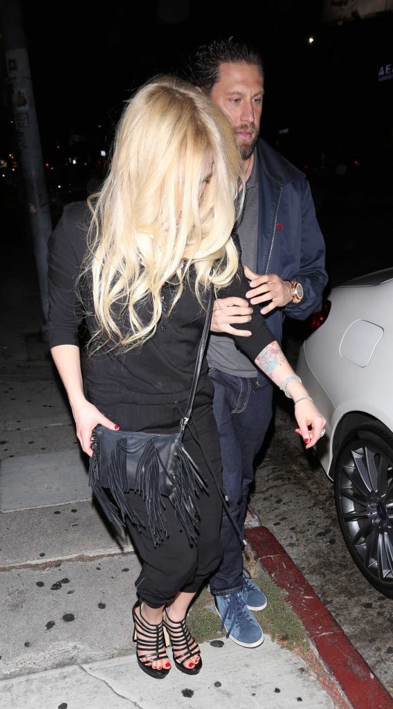 Avril Lavigne Leaves a Peppermint Club in West Hollywood-4
