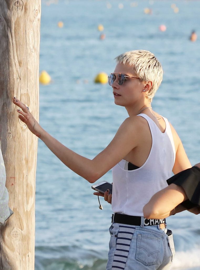 Cara Delevingne Was Seen at Club 55 in St Tropez-1