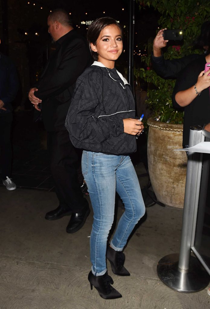 Isabela Moner Arrives at the 2017 Republic Records VMA After Party in LA-2