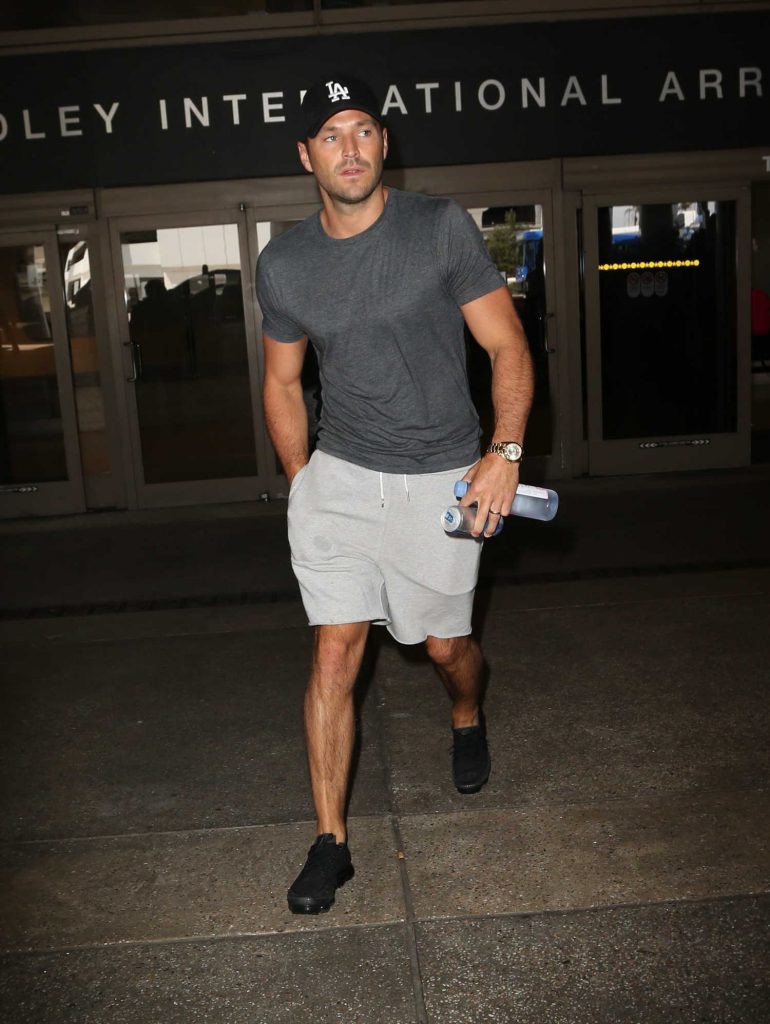 Mark Wright Arrives at LAX Airport in Los Angeles-4