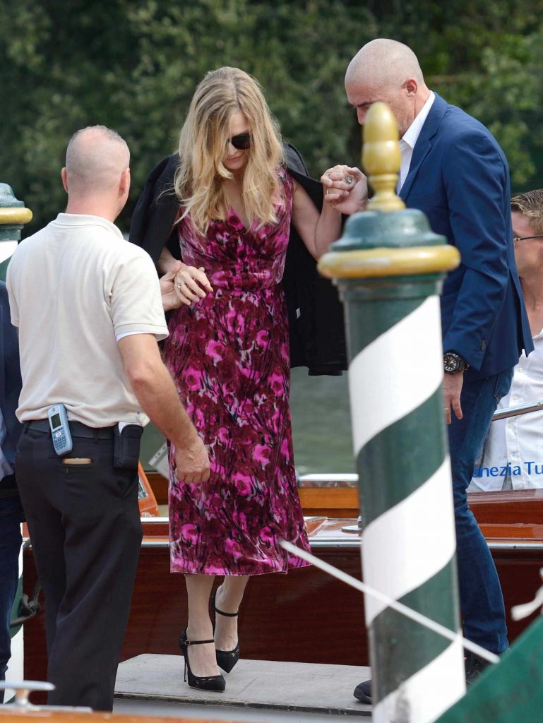 Michelle Pfeiffer Arrives at Excelsior Hotel in Venice-3