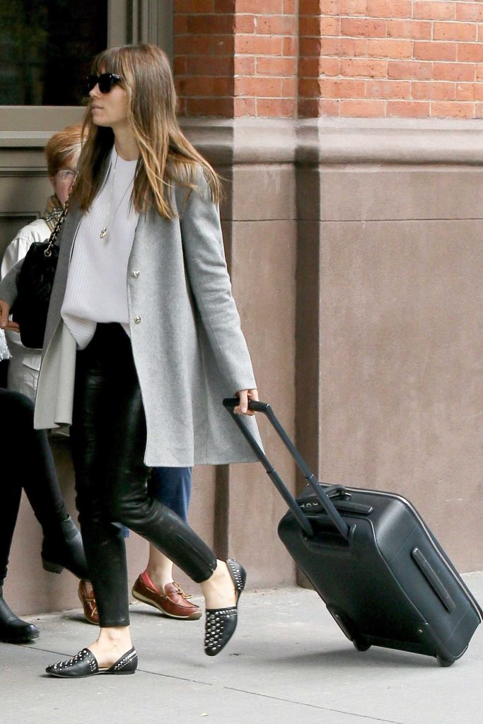 Jessica Biel Arrives at JFK Airport in New York City-4