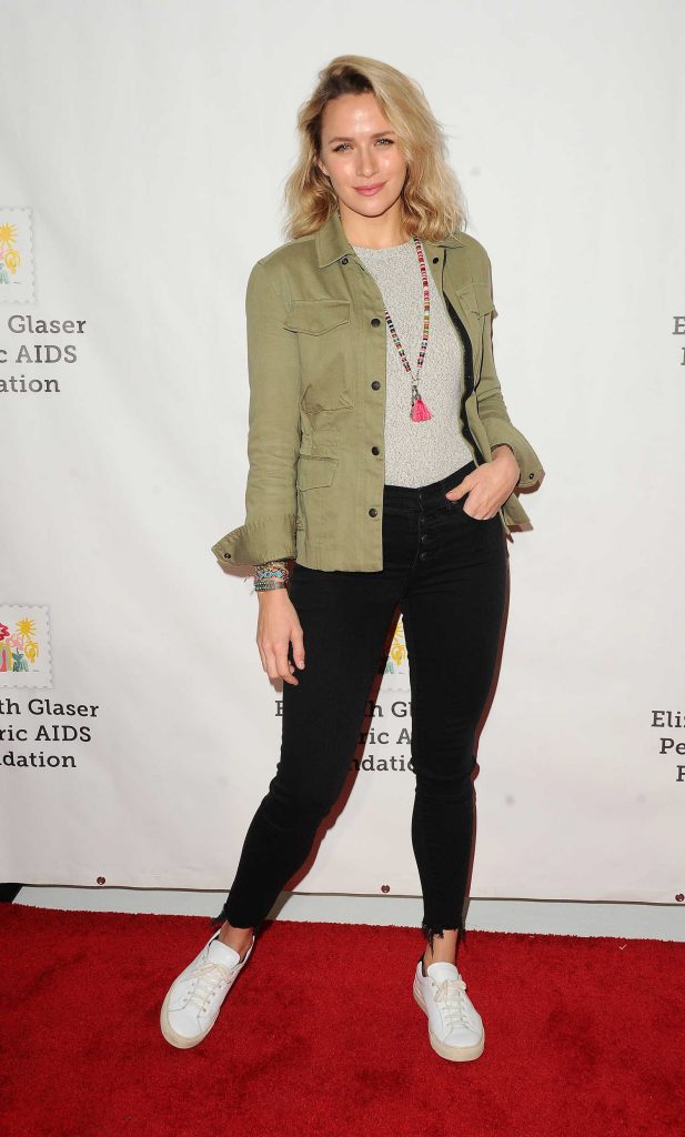Shantel VanSanten at the Elizabeth Glaser Pediatric AIDS Foundation A Time For Heroes Family Festival in Los Angeles-3
