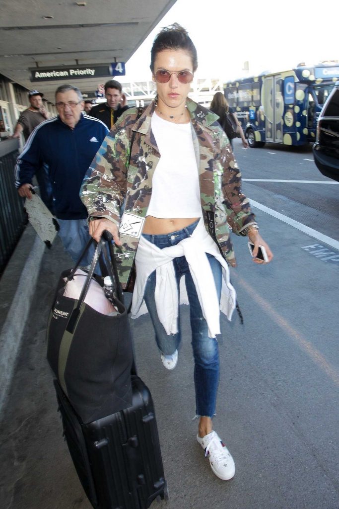 Alessandra Ambrosio at LAX Airport in Los Angeles-2