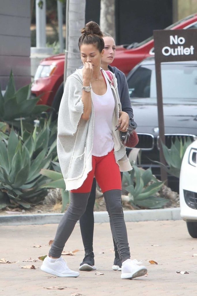 Brooke Burke Was Spotted Out in Malibu-1