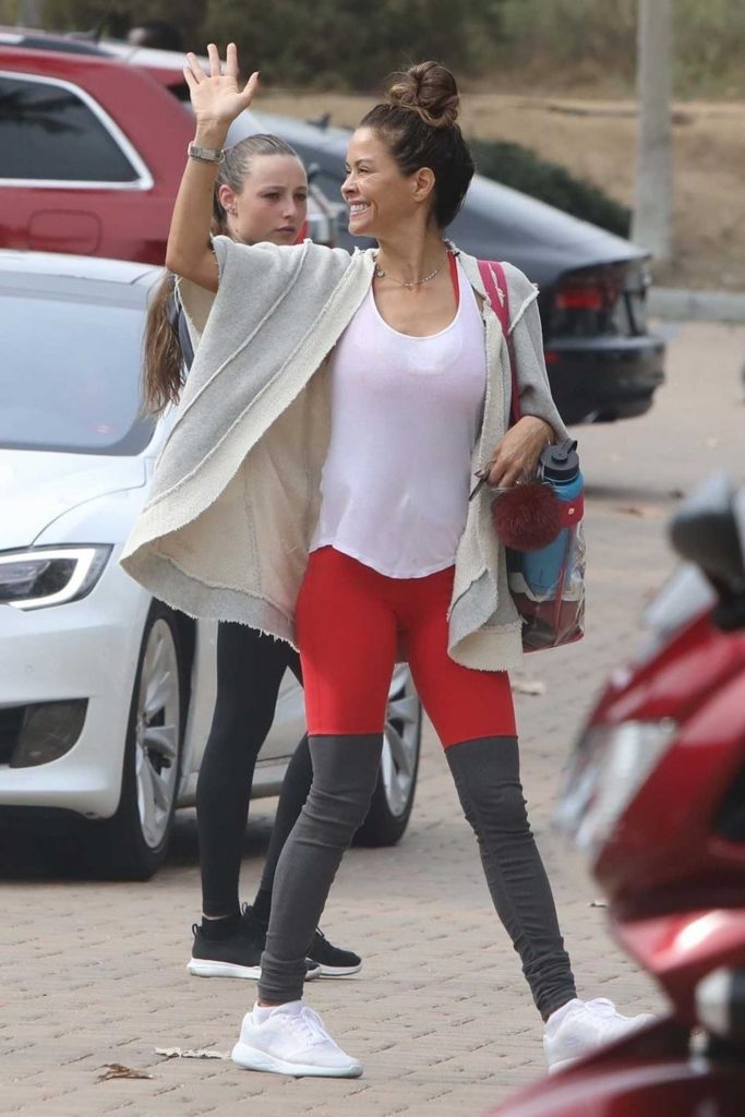 Brooke Burke Was Spotted Out in Malibu-4
