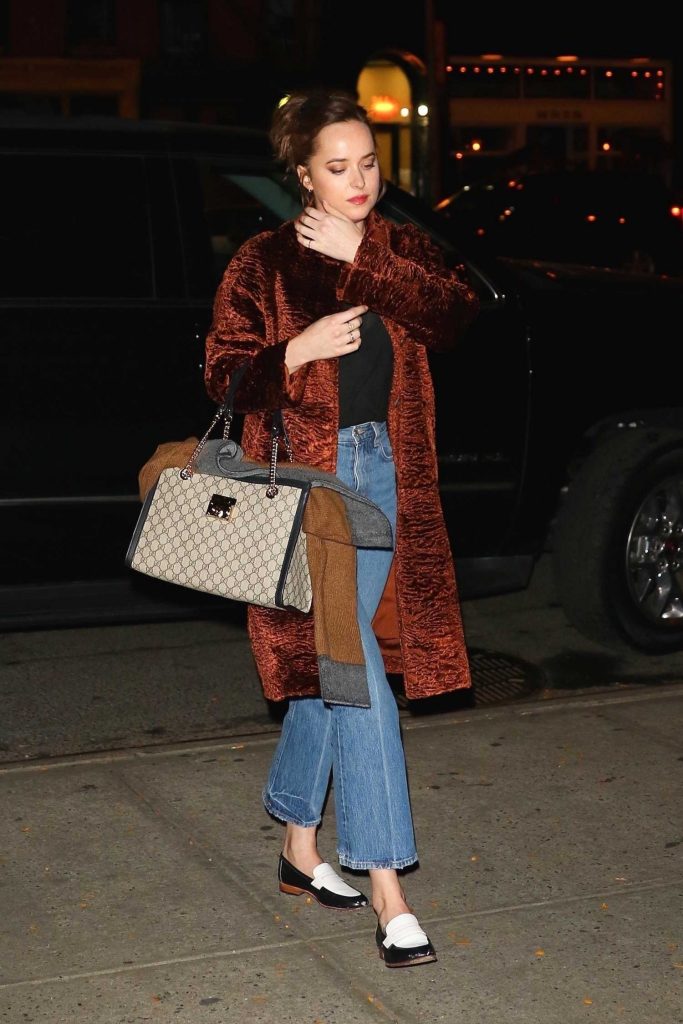 Dakota Johnson Was Spotted Out in New York-3