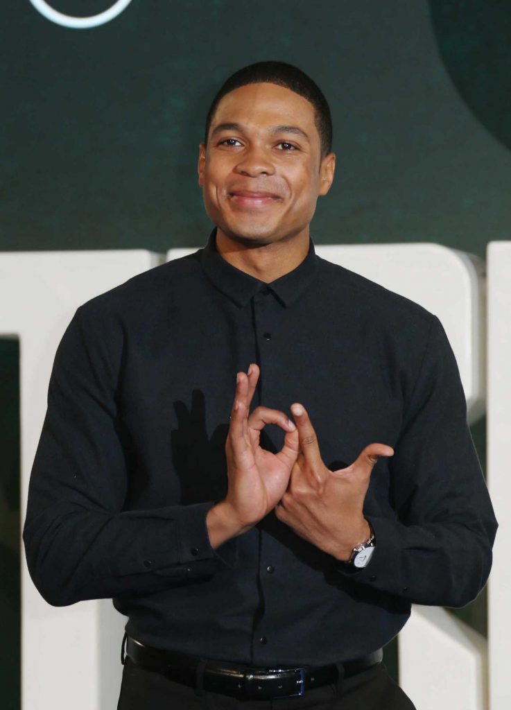 Ray Fisher at Justice League Photocall in London-4
