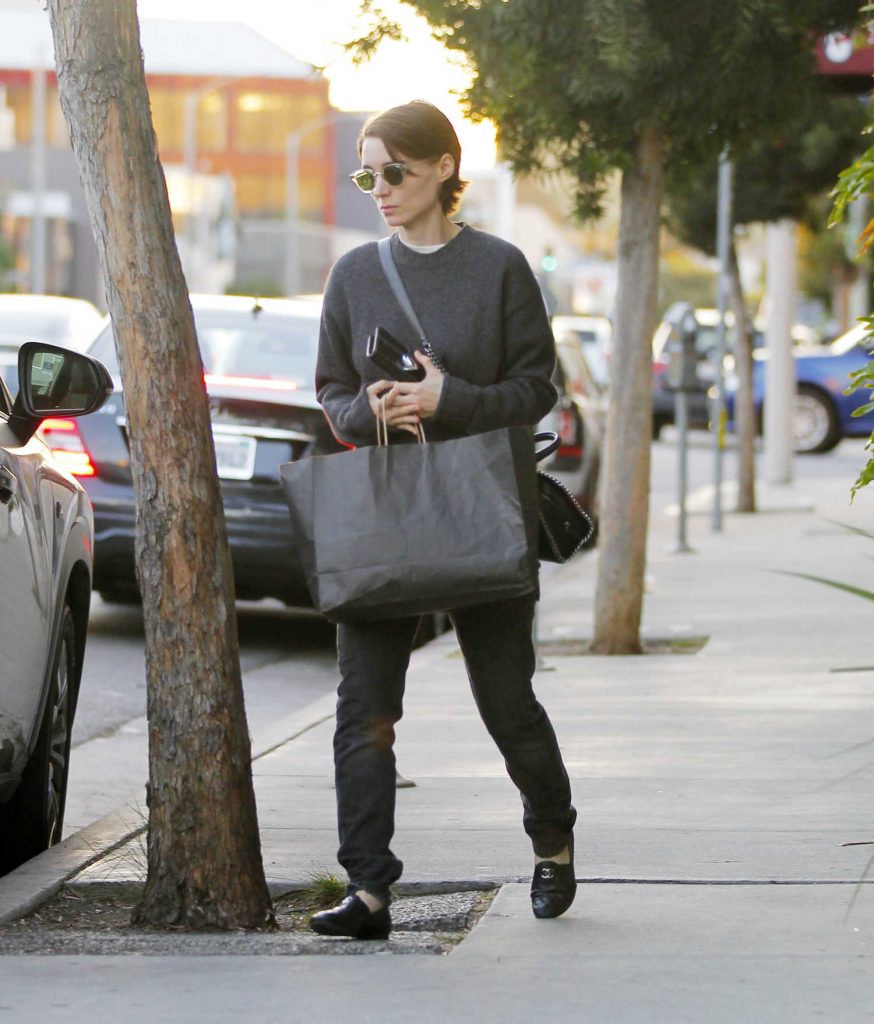 Rooney Mara Goes Shopping in Beverly Hills-1