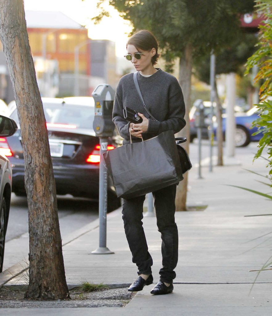Rooney Mara Goes Shopping in Beverly Hills-2