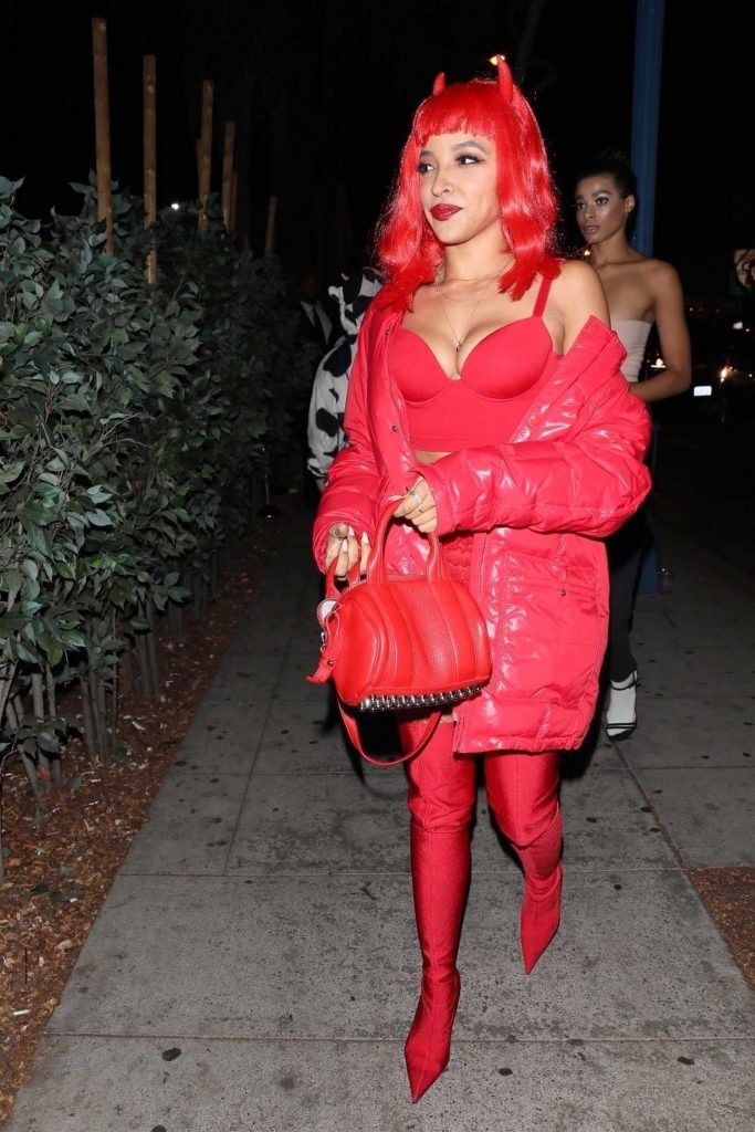 Tinashe Arrives at a Halloween Party at Delilah Night Club in West Hollywood-3