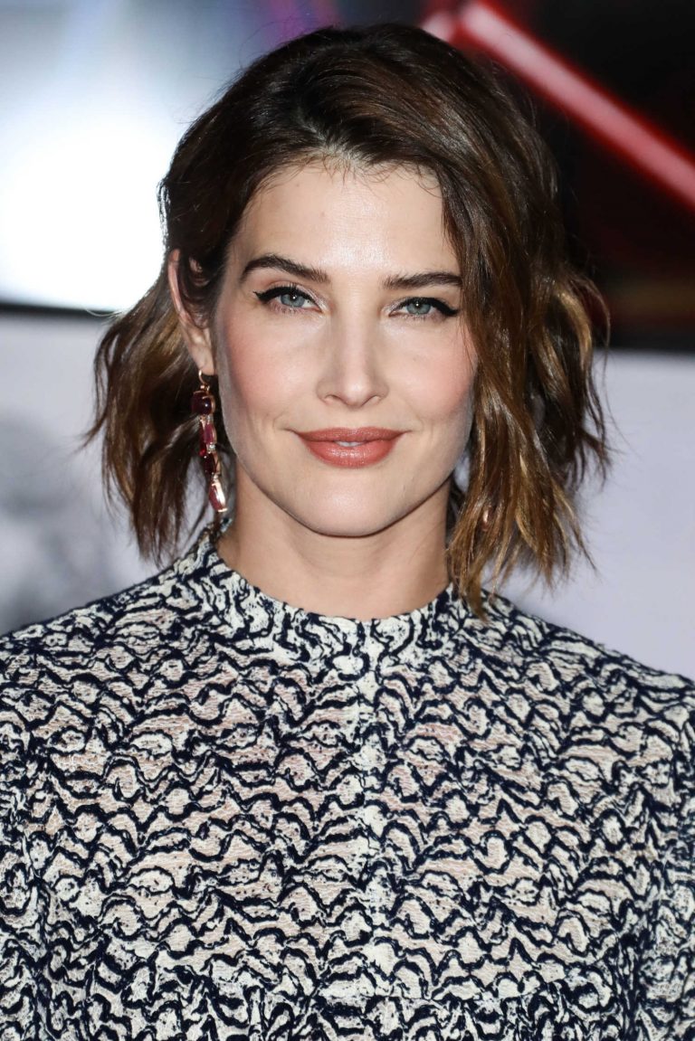 Cobie Smulders at the Star Wars: The Last Jedi Premiere in Los Angeles