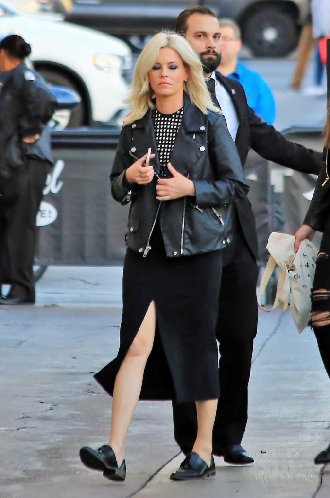 Elizabeth Banks Arrives at the Jimmy Kimmel Studio in Los Angeles-1