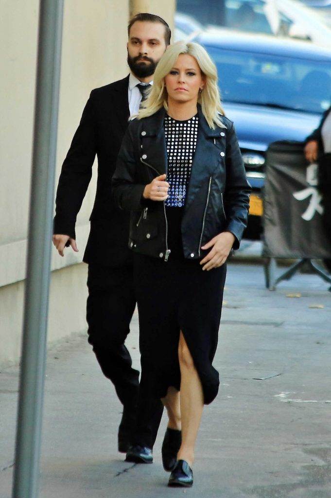 Elizabeth Banks Arrives at the Jimmy Kimmel Studio in Los Angeles-2