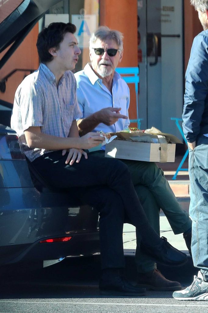 Harrison Ford Has an Impromptu Picnic Out of the Trunk of His Tesla in Santa Monica-4
