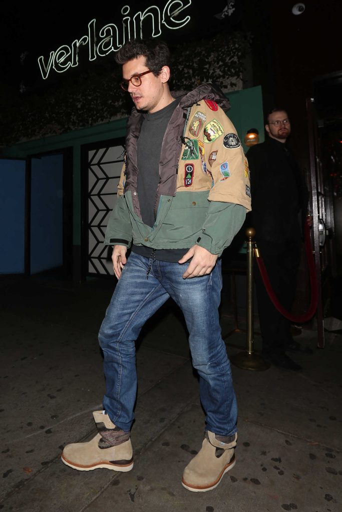 John Mayer Leaves The Peppermint Club in West Hollywood-3