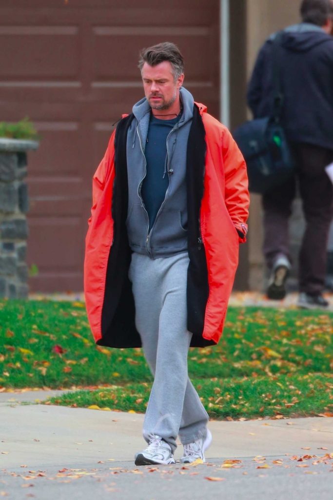 Josh Duhamel on the Set of New Show Unsolved in Los Angeles-1