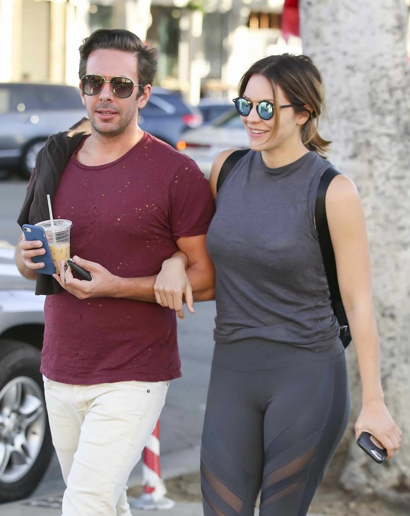 Katharine McPhee Was Seen Arm in Arm with a Mysterious Male Friend in LA-3