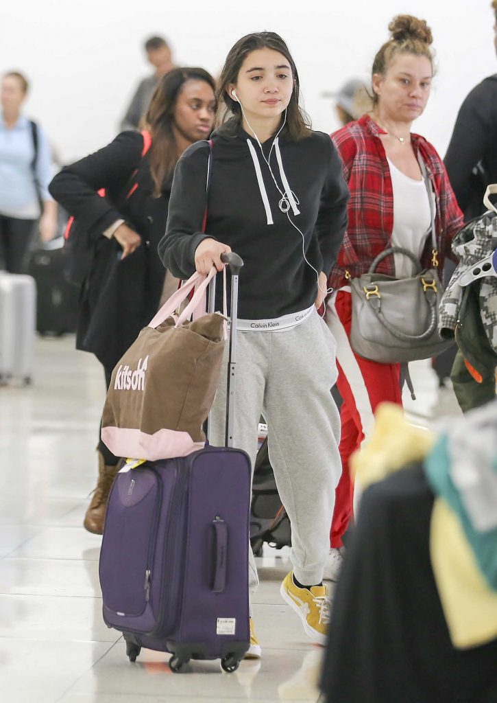 Rowan Blanchard Was Spotted at LAX Airport in LA-4