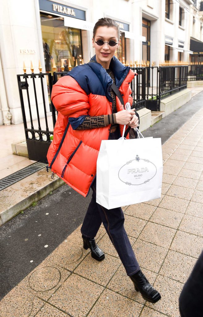 Bella Hadid Goes Shopping in Paris-3